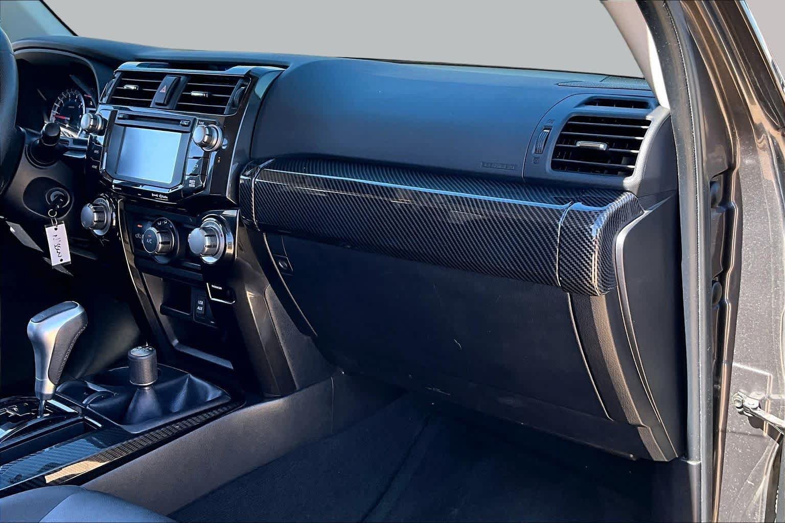 Used 2019 Toyota 4Runner TRD Off-Road Premium AWD/4WD image 17