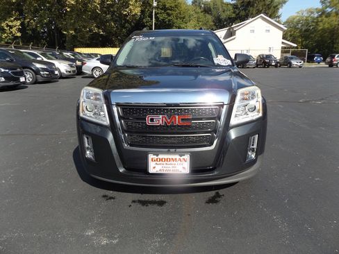 Used 2014 GMC Terrain SLE w/ Convenience Package FWD image 2