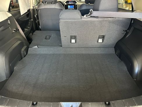 Used 2023 Subaru Crosstrek 2.0i image 15