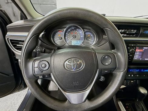 Used 2014 Toyota Corolla LE Premium image 11