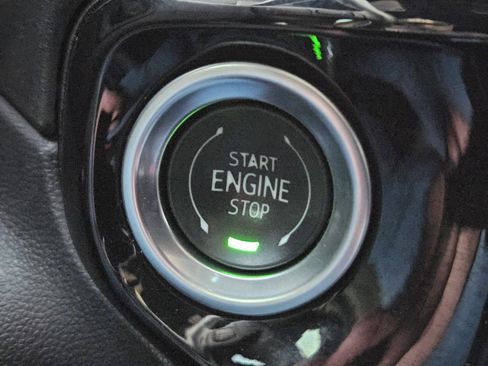 Certified 2025 Chevrolet Silverado 2500 ZR2 w/ Technology Package image 24