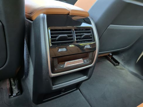Used 2022 BMW X5 xDrive40i w/ M Sport Package AWD/4WD image 33