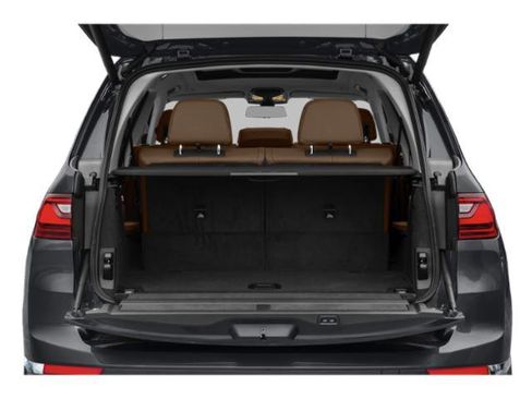 Certified 2022 BMW X7 xDrive40i w/ Premium Package image 14