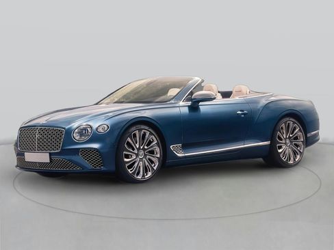 Used 2024 Bentley Continental GT Azure image 1