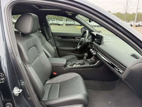 Used 2025 Honda Civic Sport image 16