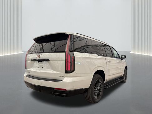 New 2025 Cadillac Escalade ESV Sport Platinum image 5