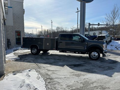 New 2026 Ford F550 4x4 Crew Cab w/ XLT Value Package image 12
