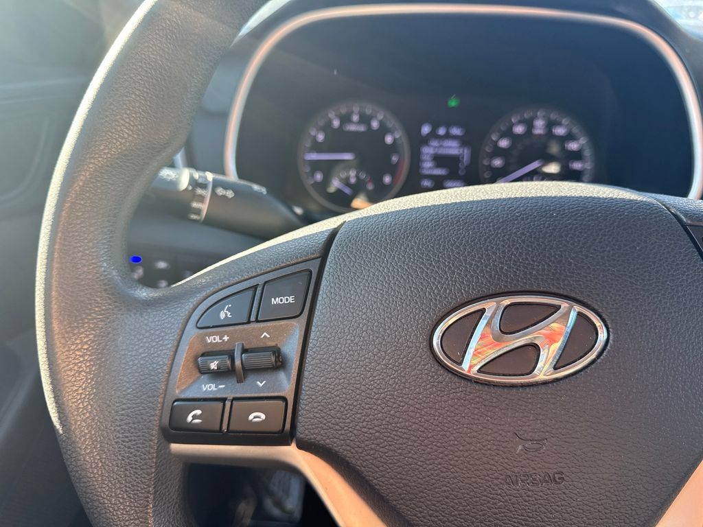Used 2020 Hyundai Tucson Value AWD/4WD image 24