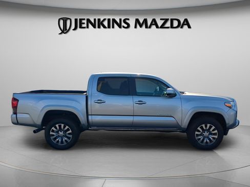 Used 2023 Toyota Tacoma SR5 image 8