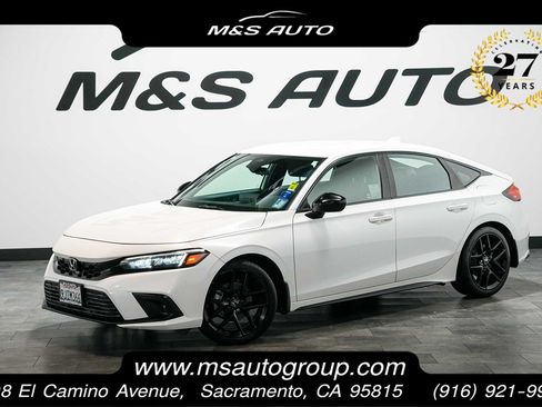 Used 2023 Honda Civic Sport image 1