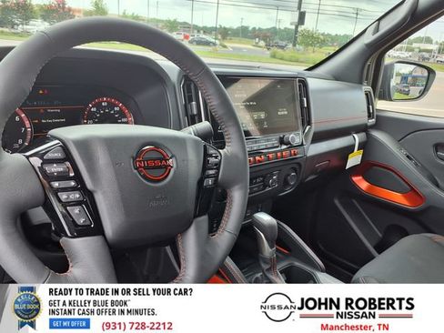 New 2026 Nissan Frontier PRO-4X w/ Tow Package AWD/4WD image 4