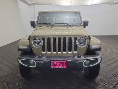 Used 2020 Jeep Gladiator Overland image 5