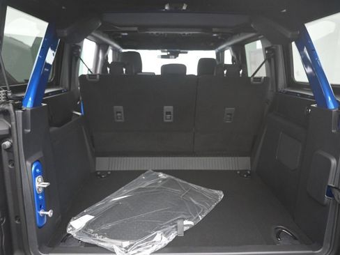 New 2026 Ford Bronco Big Bend AWD/4WD image 12