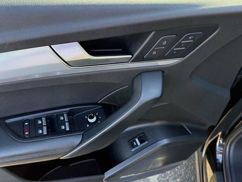 Used 2019 Audi Q5 2.0T Premium Plus w/ Premium Plus Package image 16