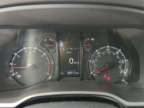 Used 2020 Toyota 4Runner SR5 image 11