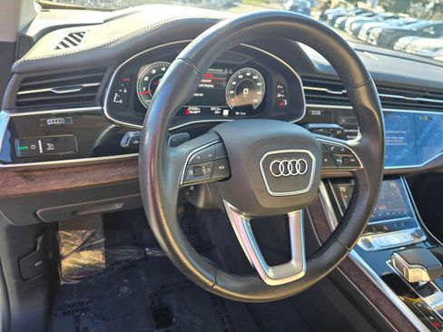 Used 2021 Audi Q8 Prestige w/ Prestige Package image 26