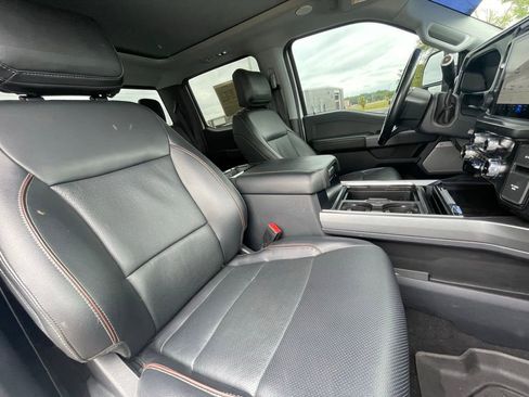 Used 2023 Ford F250 Lariat w/ Lariat Ultimate Package AWD/4WD image 28