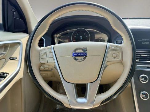 Used 2015 Volvo XC60 T5 Premier FWD image 18