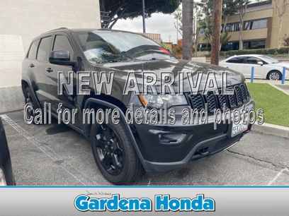 Used 2018 Jeep Grand Cherokee Laredo