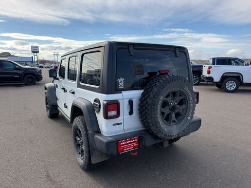 Used 2021 Jeep Wrangler Unlimited Sport AWD/4WD image 7