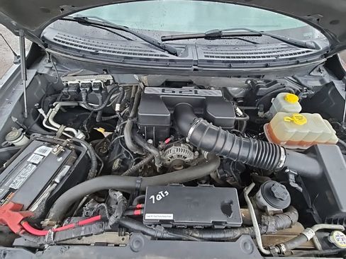 Used 2014 Ford F150 Platinum w/ Max Trailer Tow Package image 25