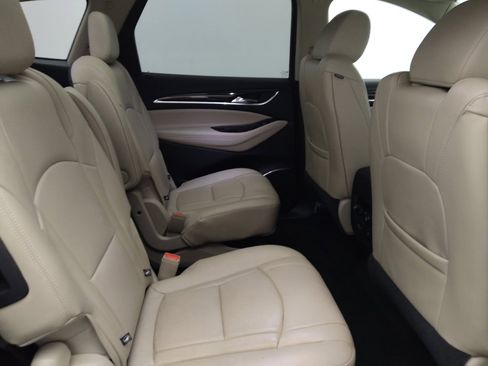 Used 2018 Buick Enclave Premium w/ Experience Buick Package FWD image 19