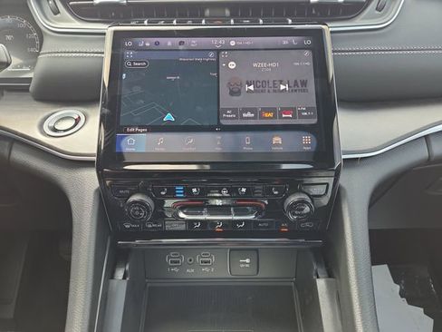 New 2025 Jeep Grand Cherokee L Limited w/ Luxury Tech Group II image 9