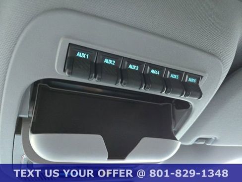 Used 2024 Ford F250 Lariat w/ Lariat Ultimate Package AWD/4WD image 40