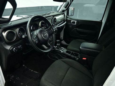 Used 2020 Jeep Wrangler Unlimited Sport S image 12