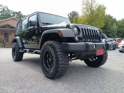 Used 2014 Jeep Wrangler Unlimited Rubicon image 4