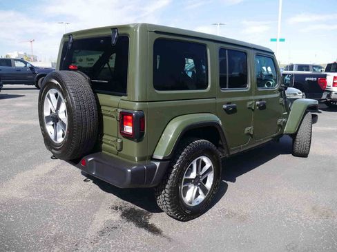 Used 2023 Jeep Wrangler Unlimited Sahara AWD/4WD image 23