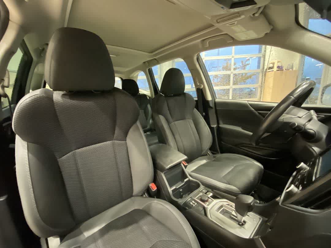 Used 2022 Subaru Forester Premium AWD/4WD image 27