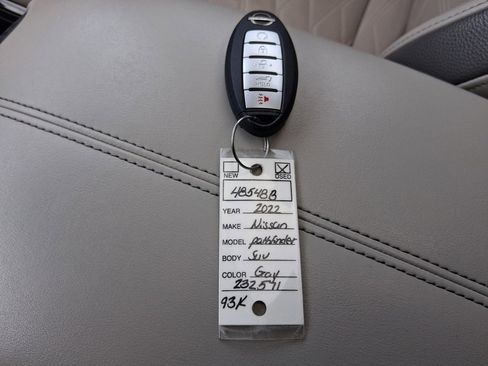 Used 2022 Nissan Pathfinder Platinum w/ Lighting Package (N93) image 19