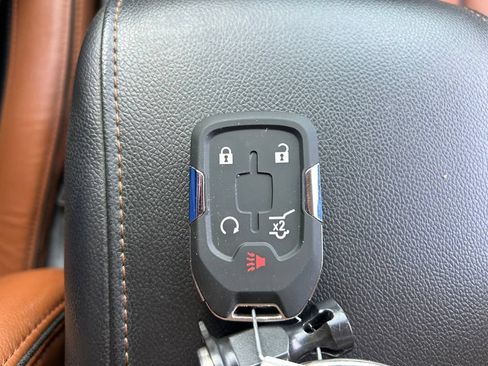 Used 2017 GMC Acadia SLT AWD/4WD image 36