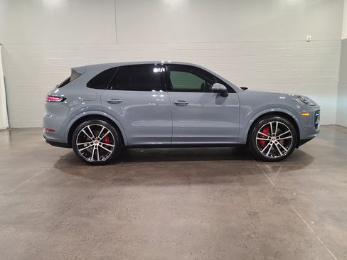 New 2026 Porsche Cayenne S image 6