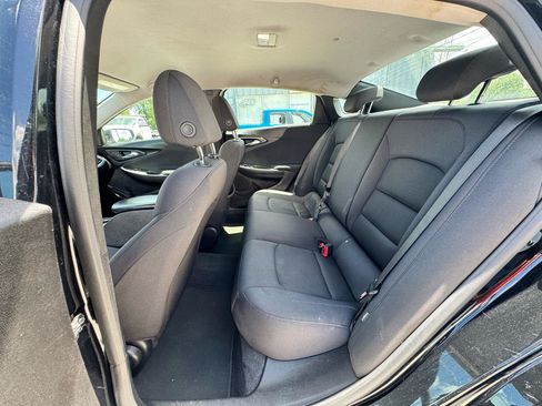 Used 2023 Chevrolet Malibu LS FWD image 18