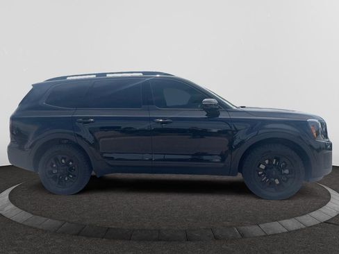 Used 2025 Kia Telluride SX Prestige X-Pro AWD/4WD image 2