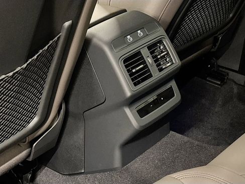 New 2025 Audi Q5 2.0T Premium Plus image 17