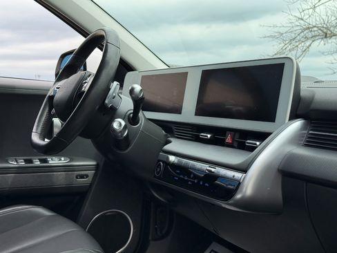 Used 2022 Hyundai Ioniq 5 Limited image 29