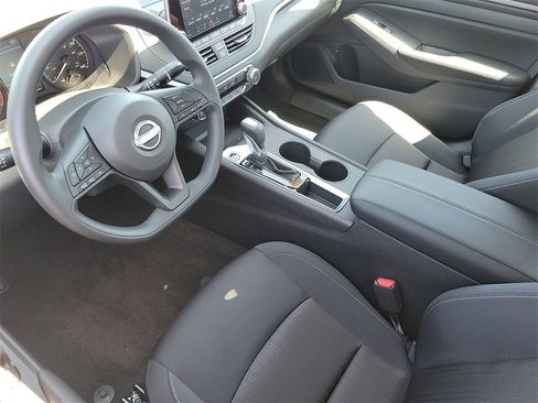 New 2025 Nissan Altima 2.5 S image 3