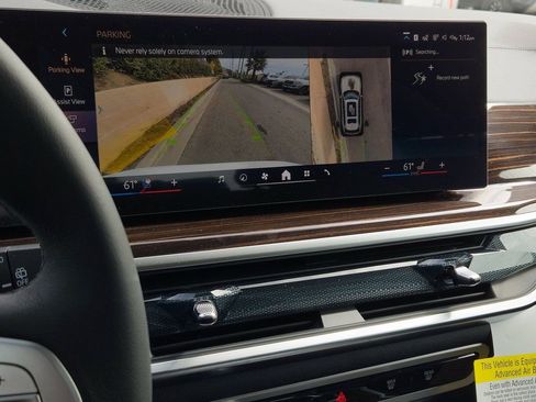 New 2026 BMW X7 xDrive40i w/ Climate Comfort Package image 13