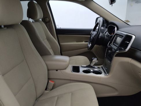 Used 2016 Jeep Grand Cherokee Laredo w/ Quick Order Package 23E RWD image 21