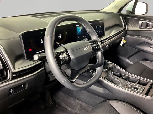 Certified 2026 Kia Sorento S AWD/4WD image 17