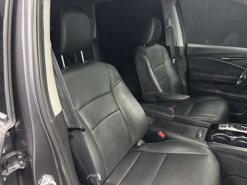 Used 2021 Honda Pilot Touring image 15