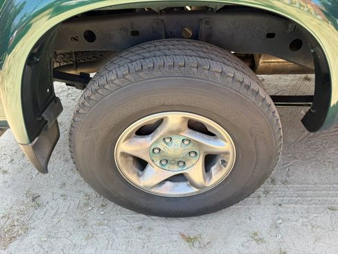 Used 2000 Toyota Tundra Limited RWD image 24