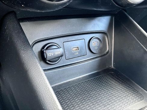 Used 2021 Hyundai Venue SEL w/ Premium Package FWD image 31