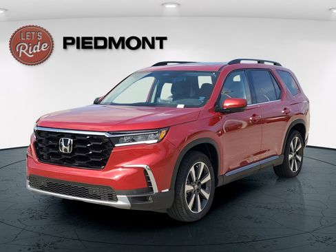 New 2025 Honda Pilot Touring image 8