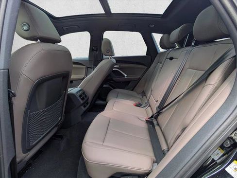 New 2025 Audi Q5 Premium image 19