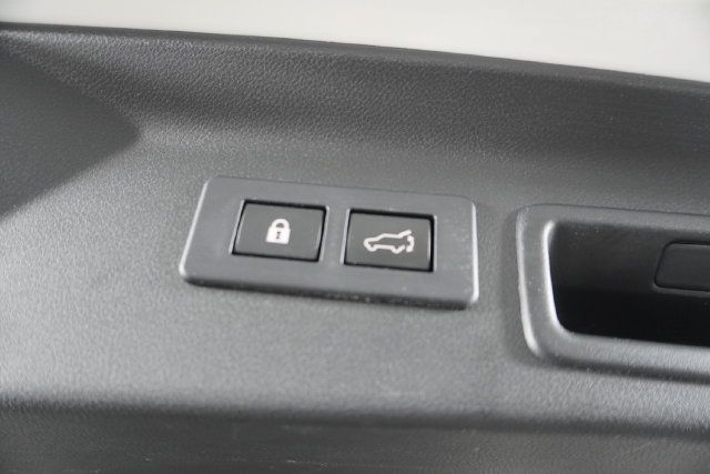Certified 2025 Subaru Forester Premium AWD/4WD image 38