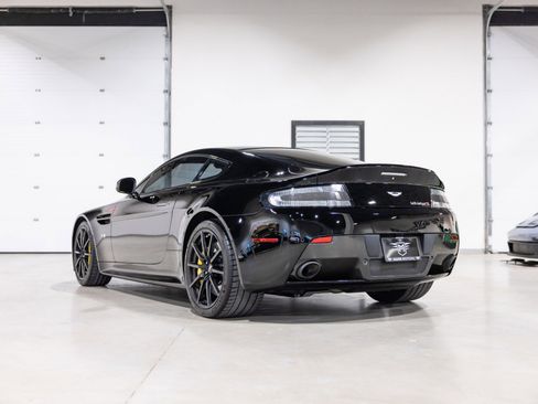 Used 2016 Aston Martin V12 Vantage S image 6